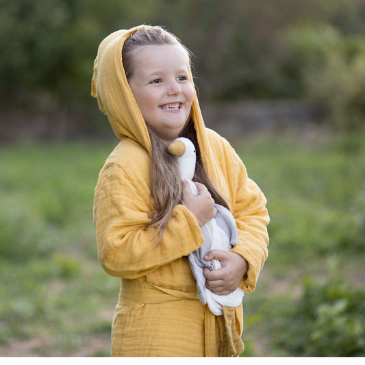 OrganicEra Bio-Musselin-Bademantel für Kinder, 7–8 Jahre, Senf